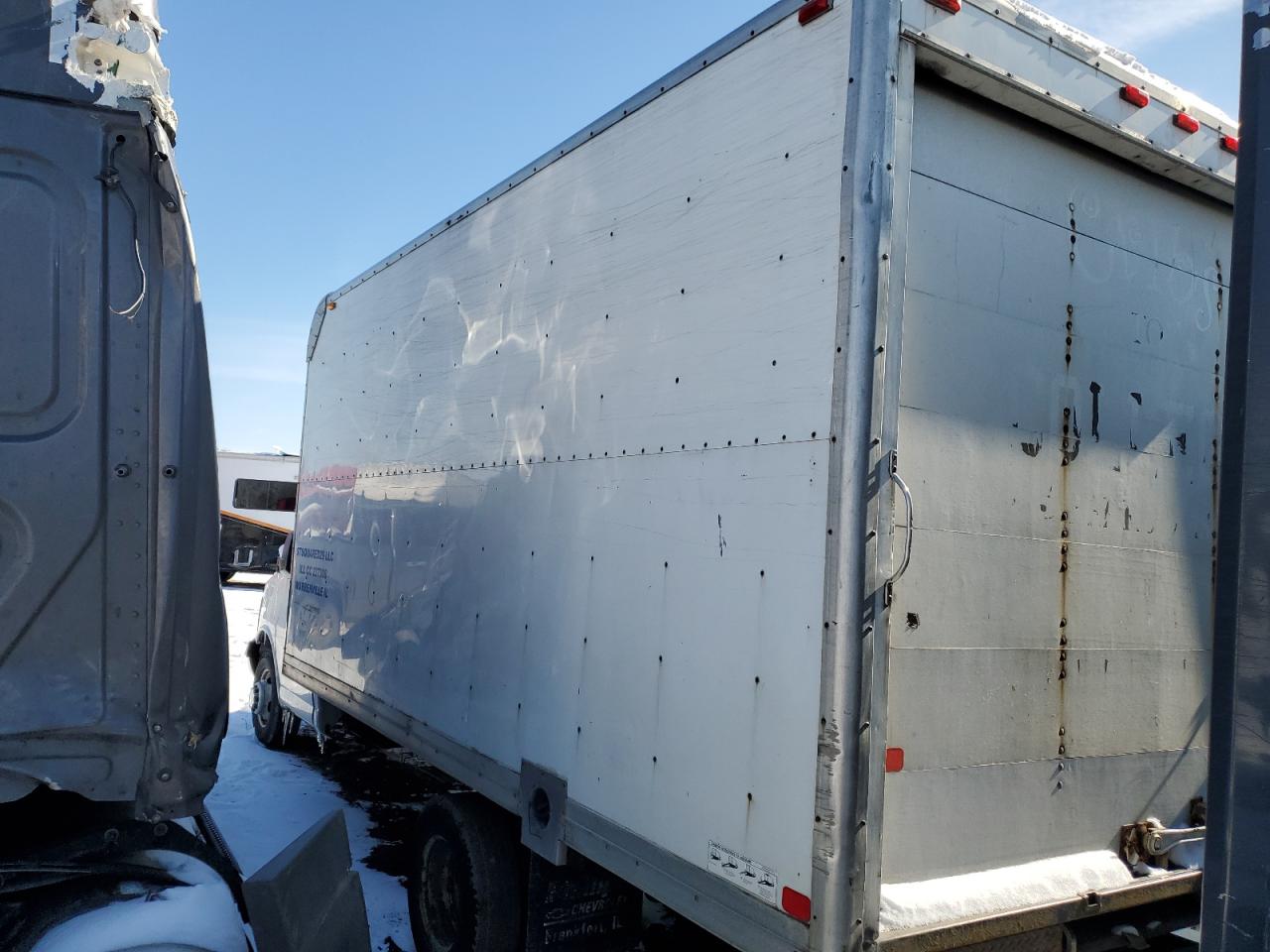 2012 Chevrolet Express - Image 2