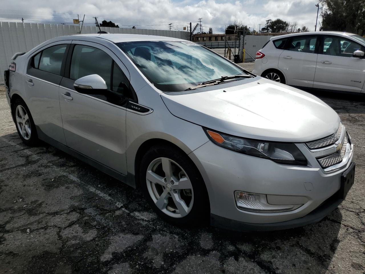 2015 Chevrolet Volt - Image 4