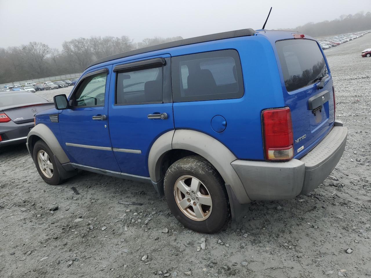 2007 Dodge Nitro - Image 2