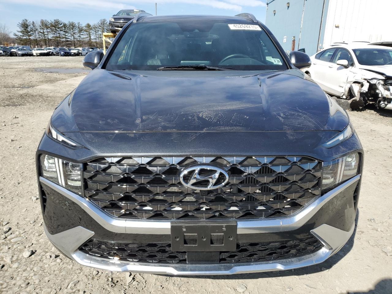 2023 Hyundai Santa Fe - Image 5