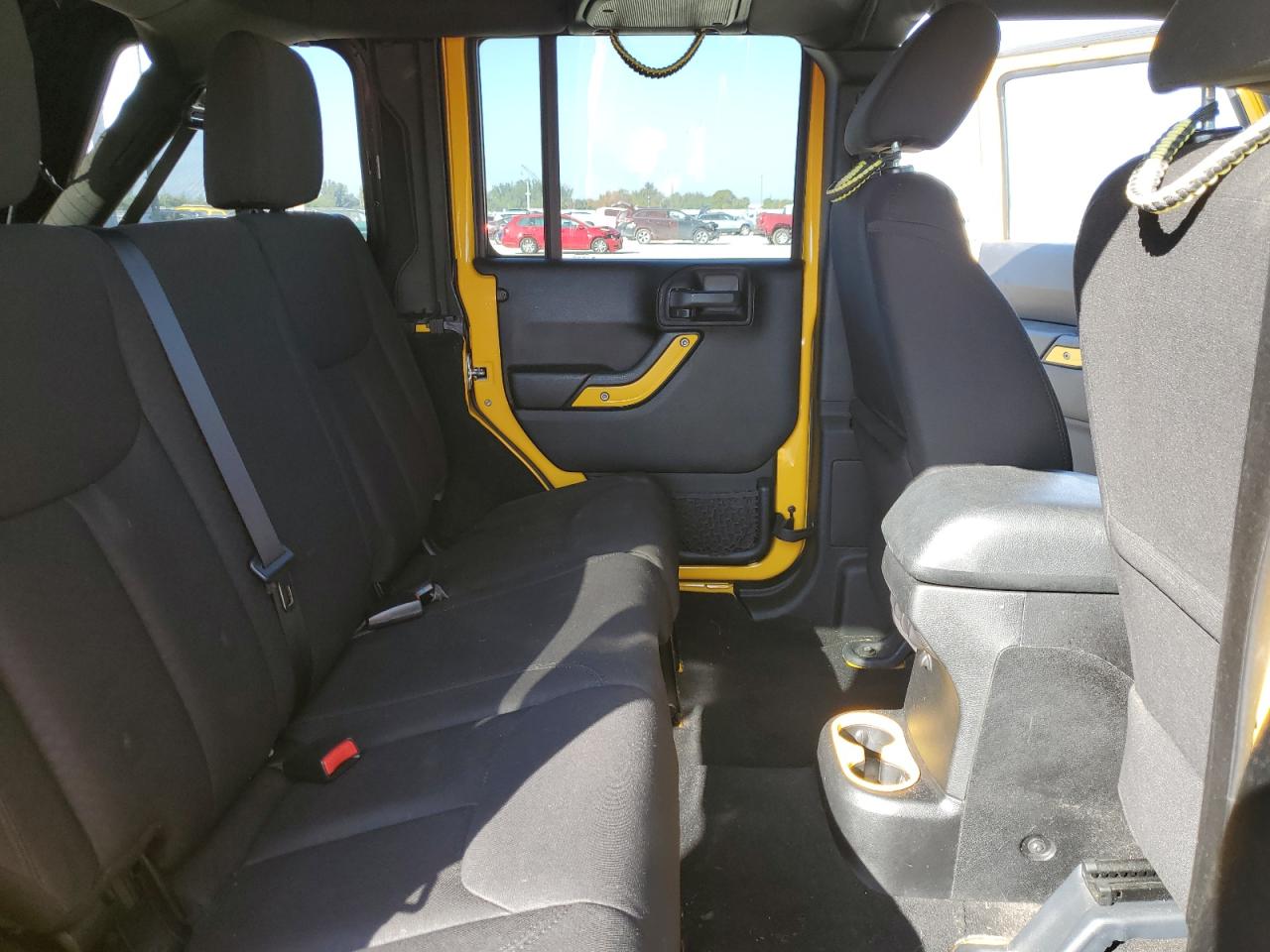 2015 Jeep Wrangler - Image 11