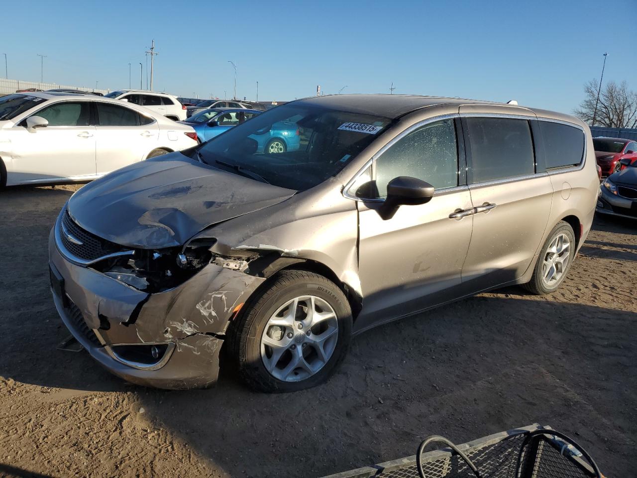2017 Chrysler Pacifica - Image 1