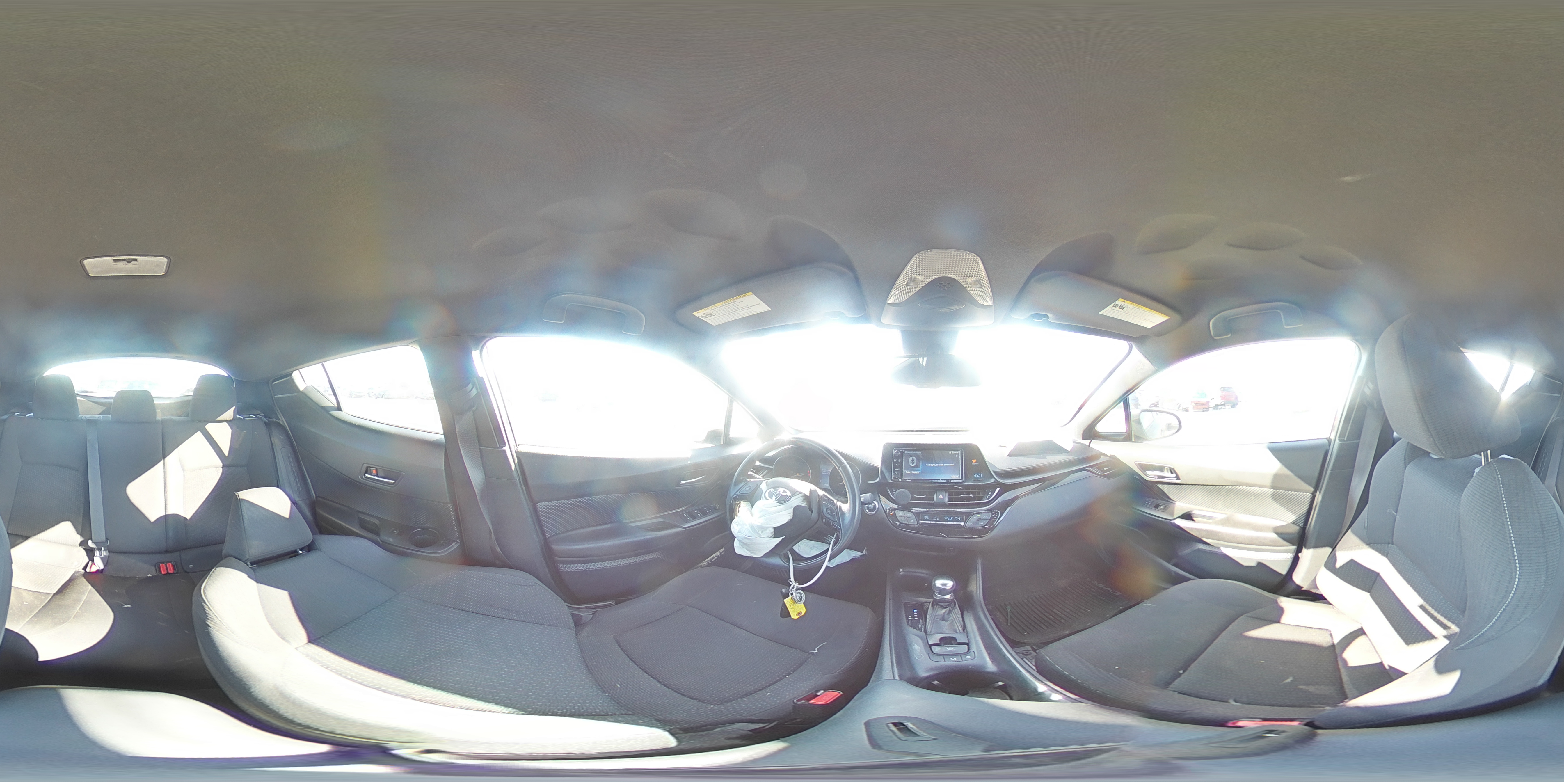 2018 Toyota C-HR - Image 13