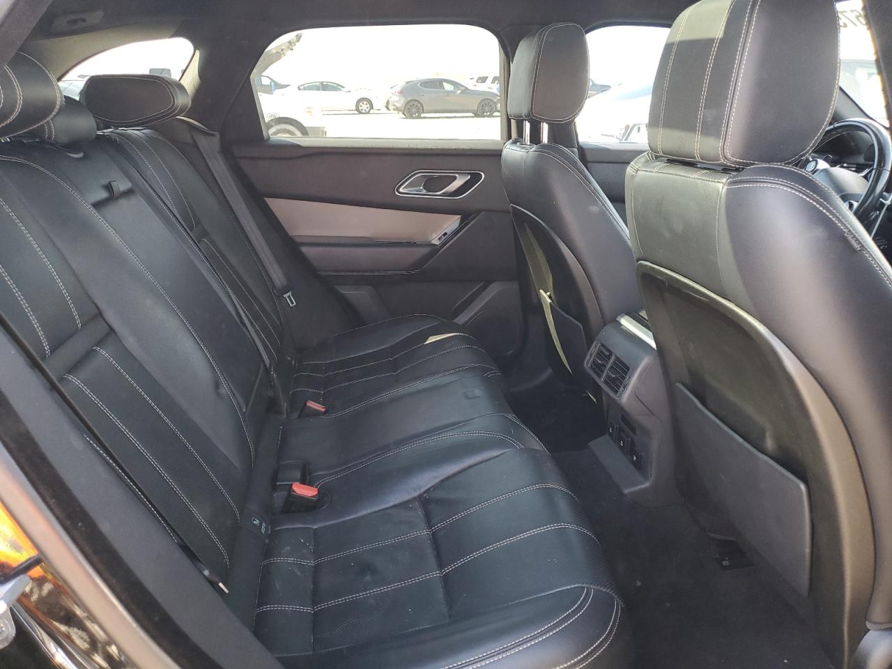 2018 Land Rover Range Rover - Image 11