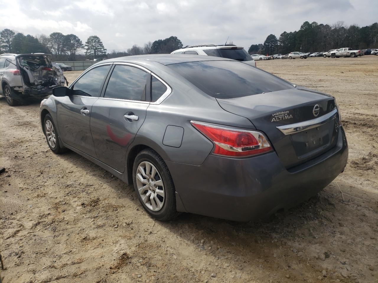 2015 Nissan Altima - Image 2