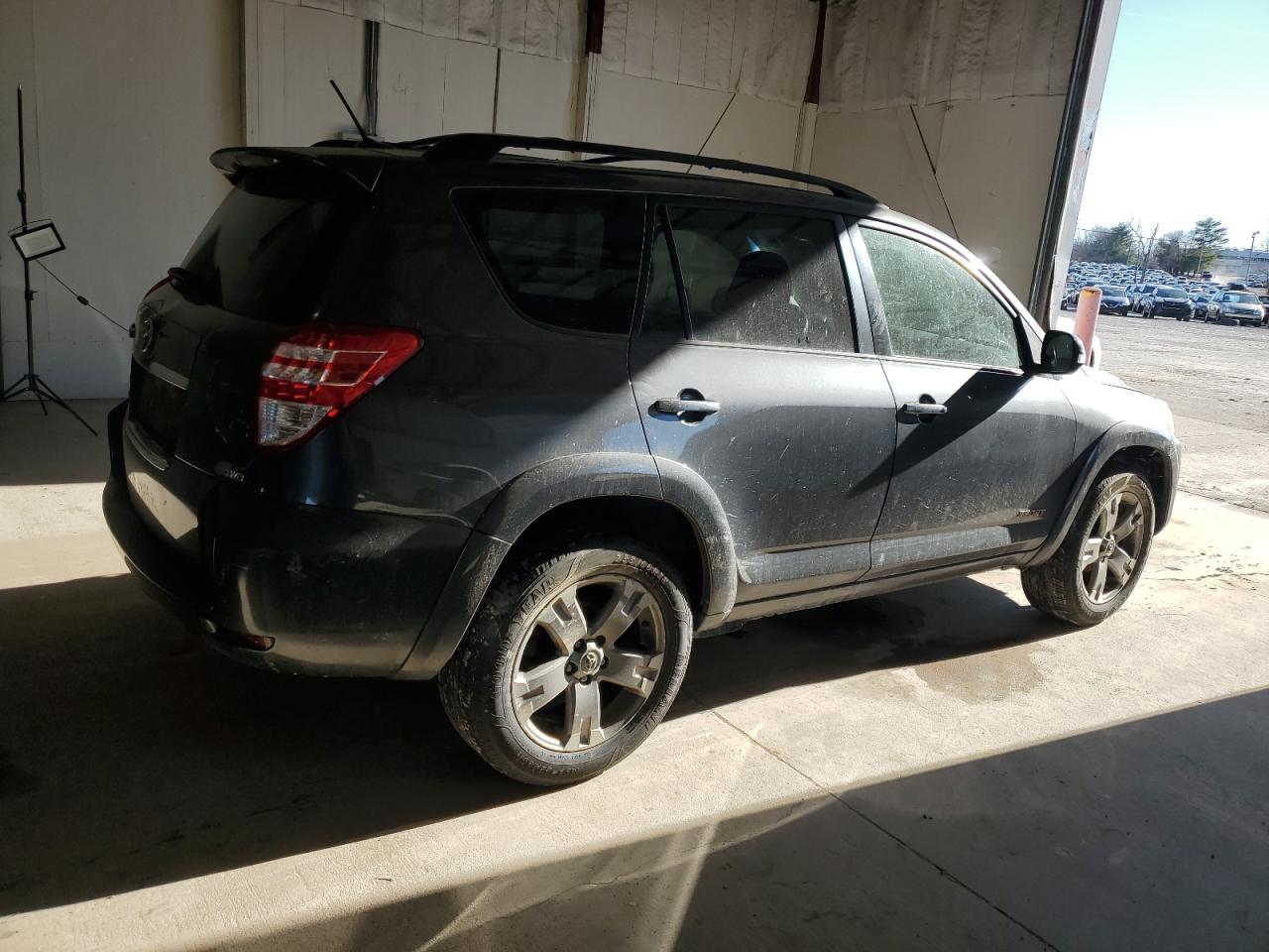 2011 Toyota RAV 4 - Image 3