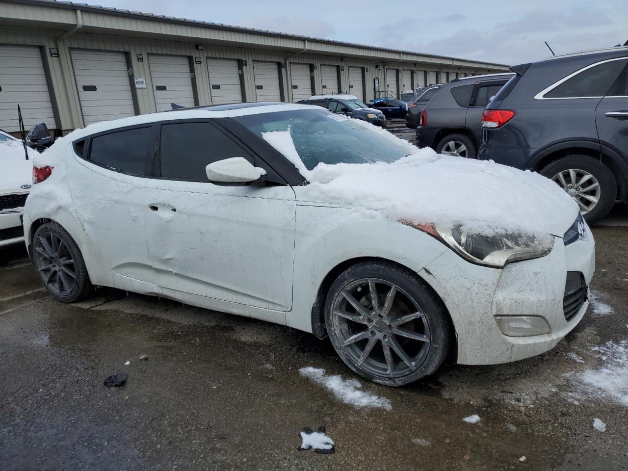 2012 Hyundai Veloster - Image 4