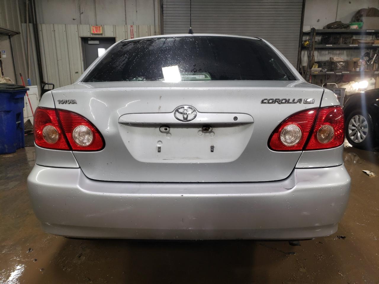2005 Toyota Corolla - Image 6