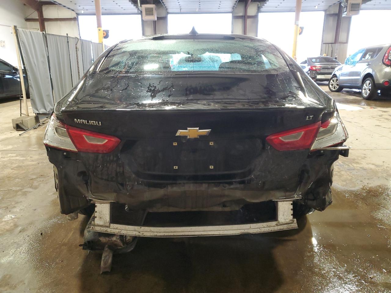 2017 Chevrolet Malibu - Image 6