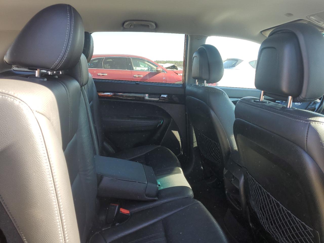 2015 Kia Sorento - Image 10