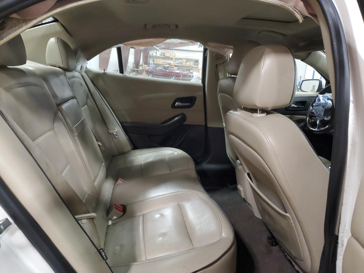 2013 Chevrolet Malibu - Image 11
