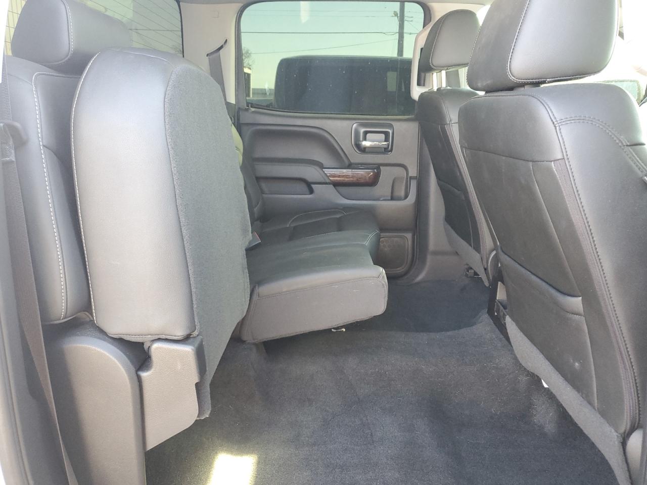 2018 GMC Sierra - Image 10