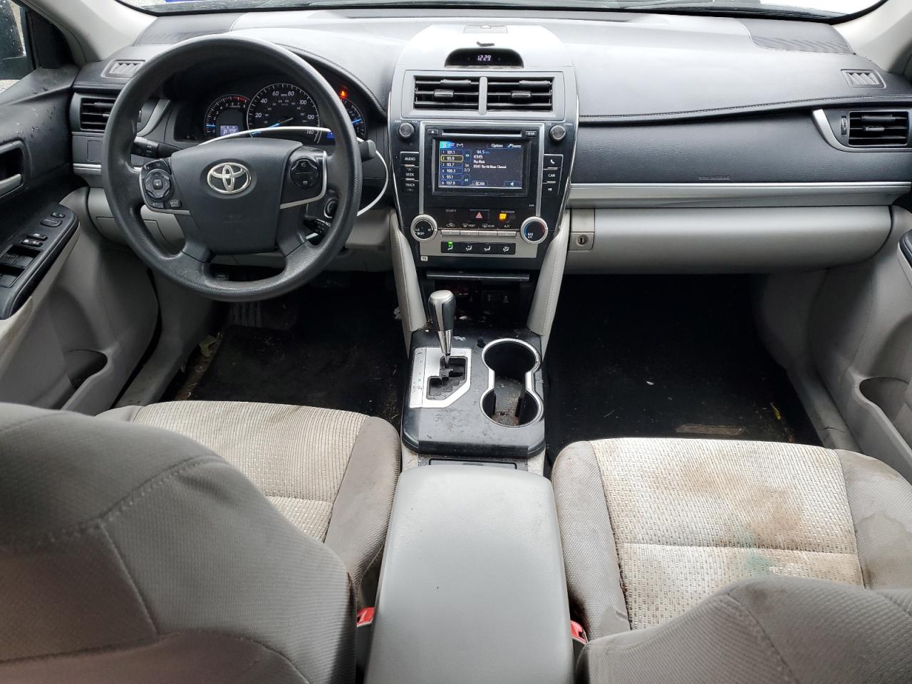 2014 Toyota Camry - Image 8