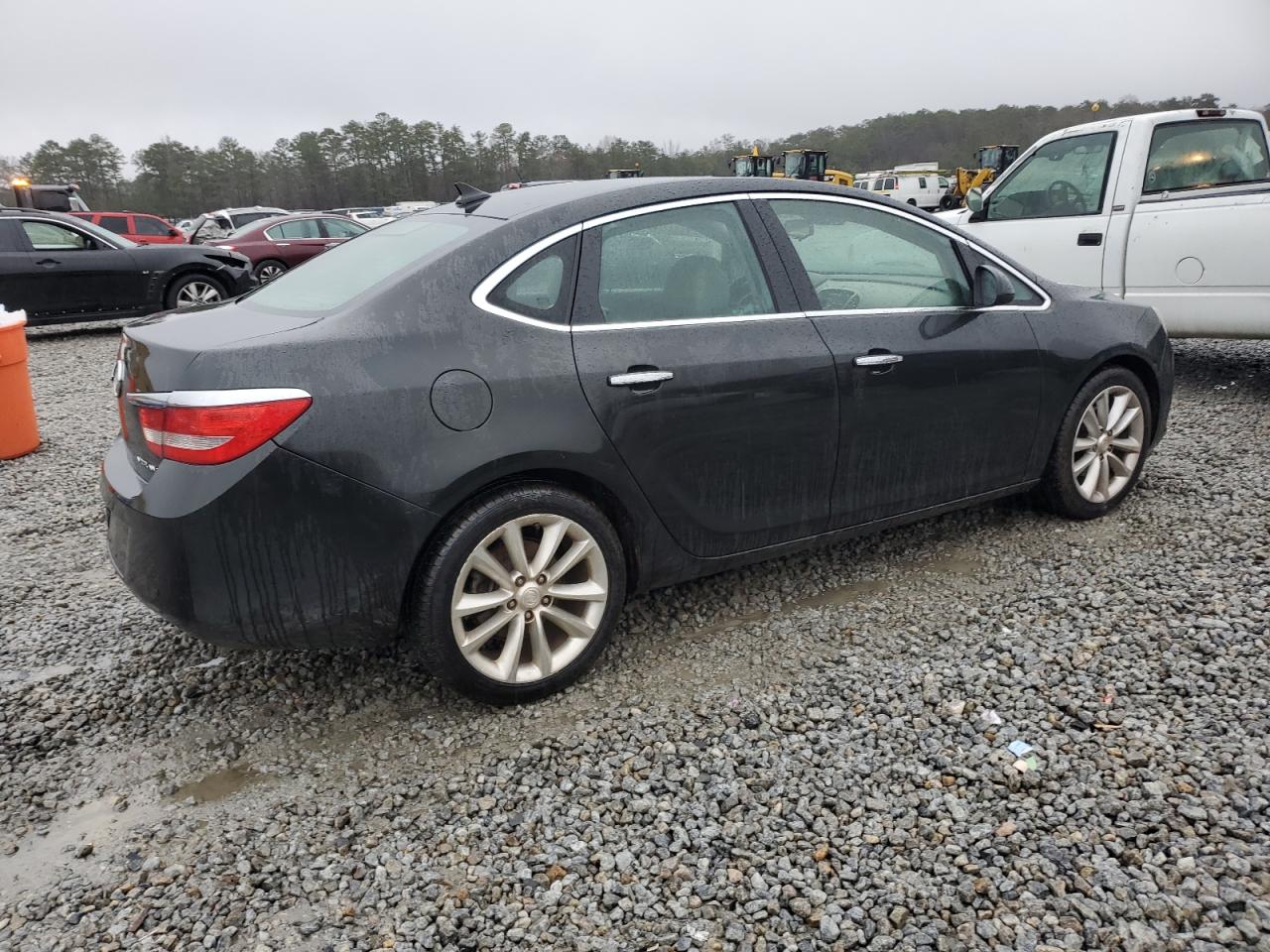 2013 Buick Verano - Image 3