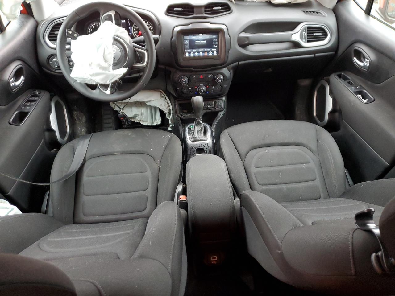 2019 Jeep Renegade - Image 8