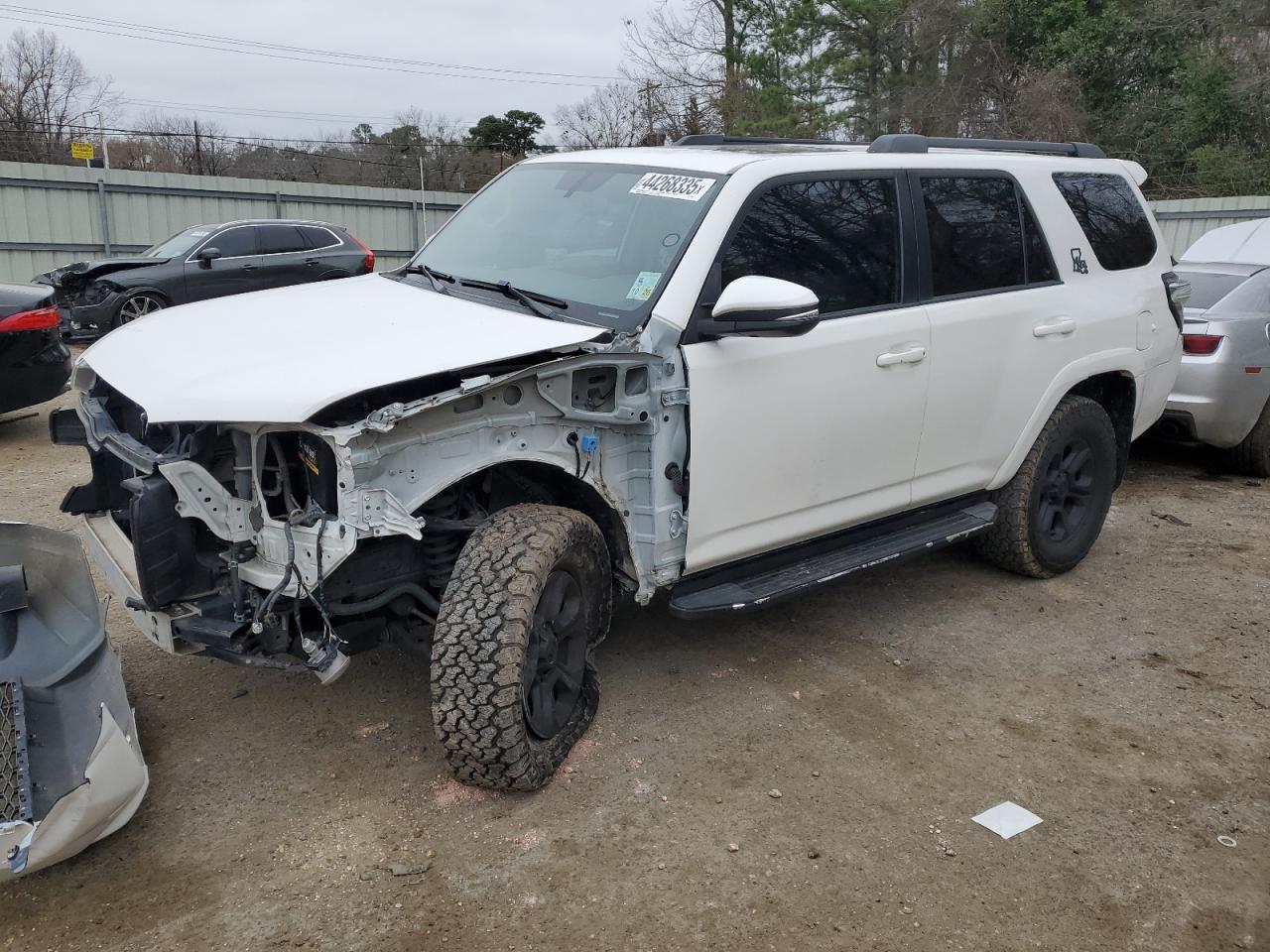 2016 Toyota 4Runner - Image 1