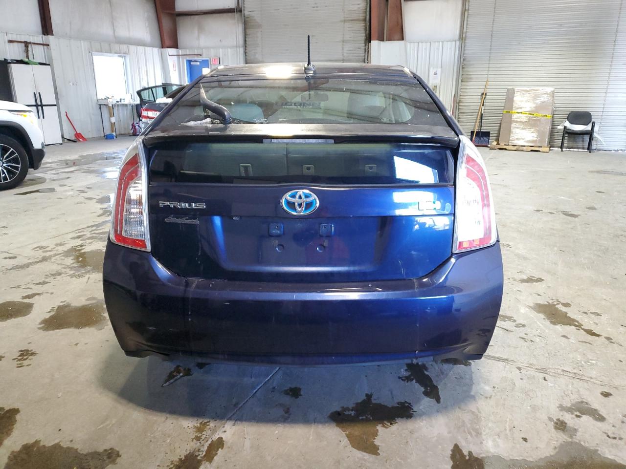 2014 Toyota Prius - Image 6
