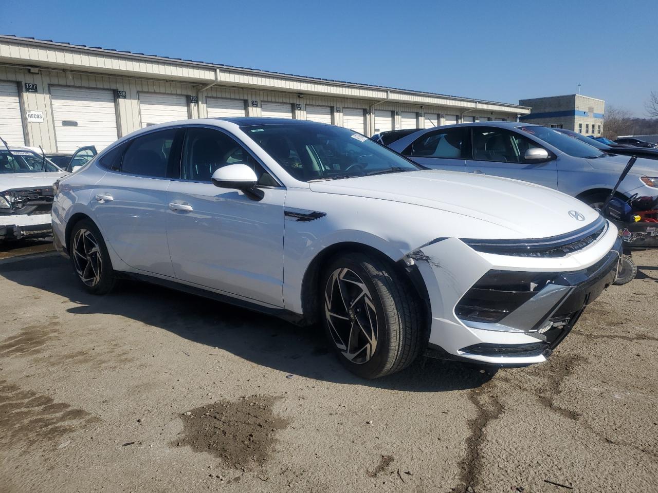 2024 Hyundai Sonata - Image 4
