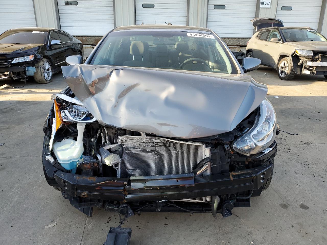 2014 Hyundai Elantra - Image 5