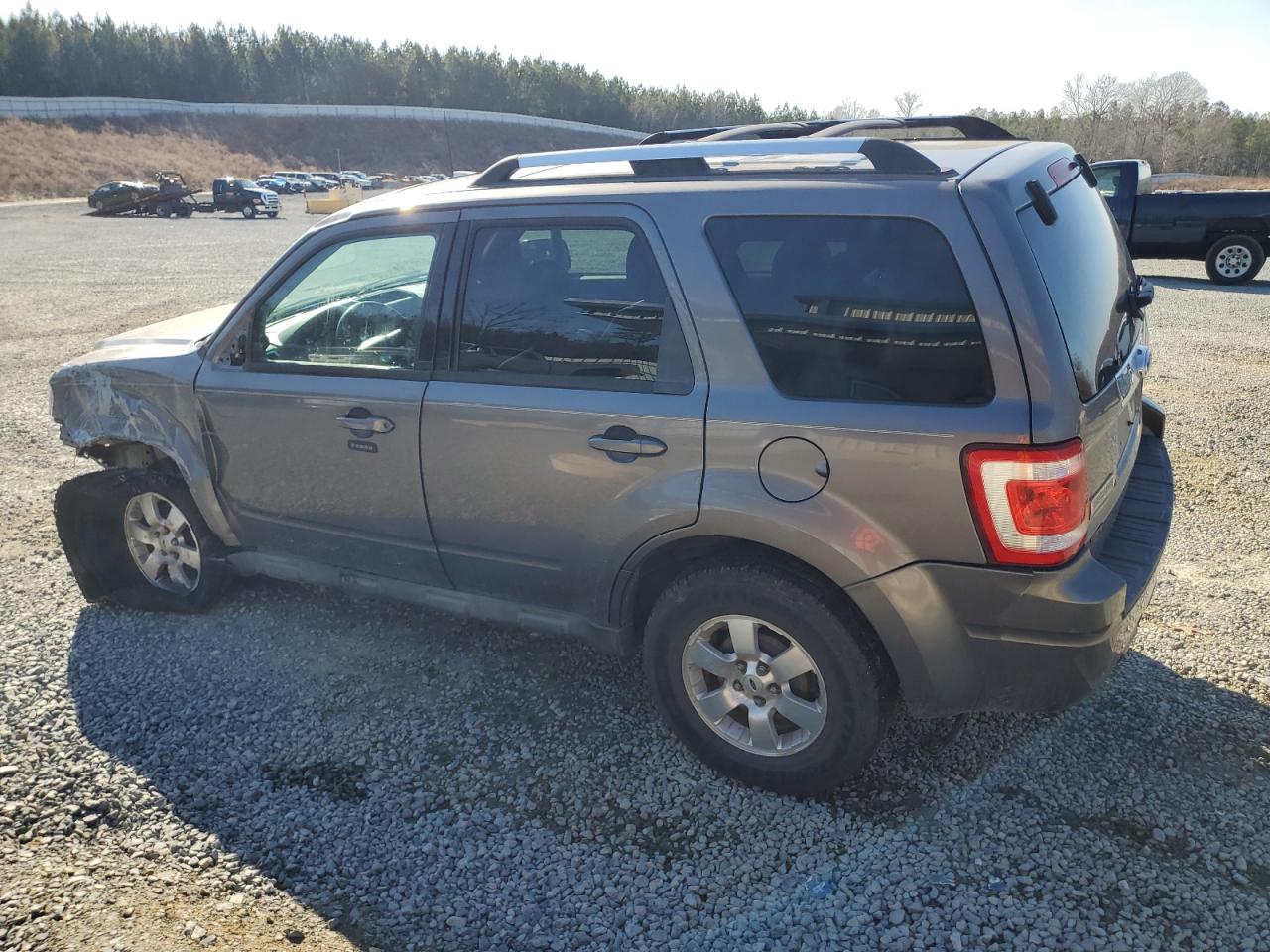 2010 Ford Escape - Image 2