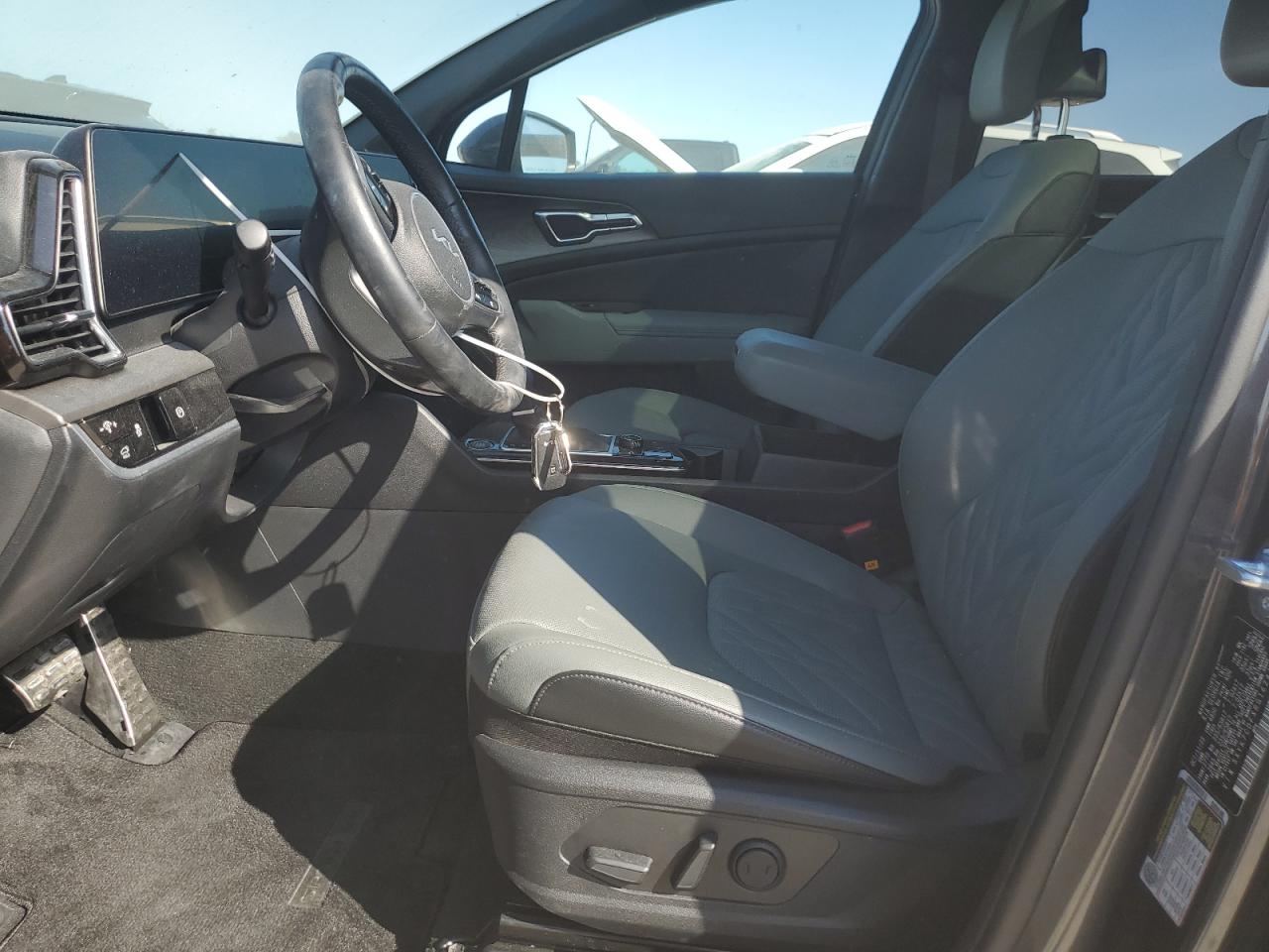 2024 Kia Sportage - Image 7
