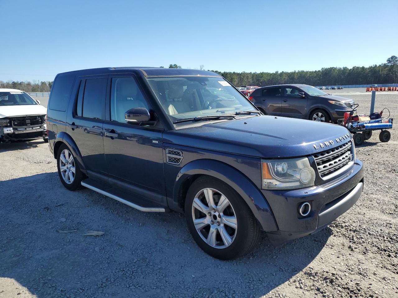 2016 Land Rover LR4 - Image 4