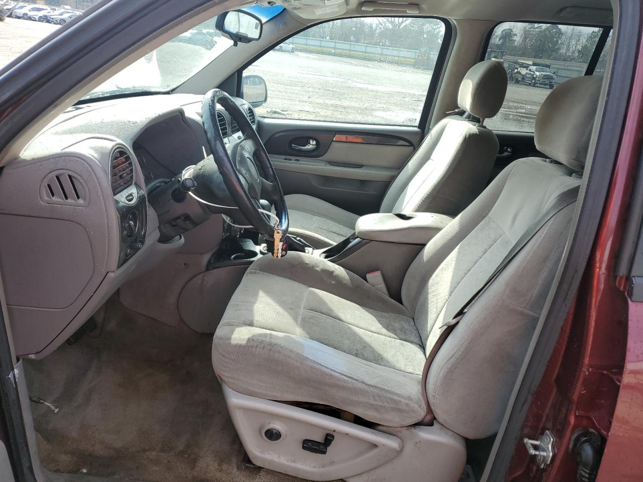2005 GMC Envoy - Image 7