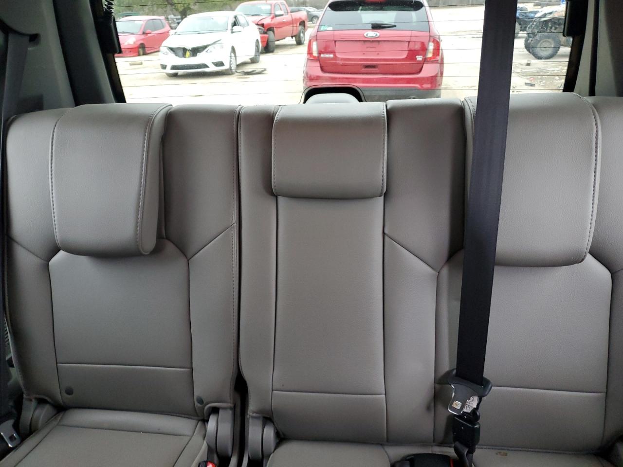 2014 Honda Pilot - Image 10