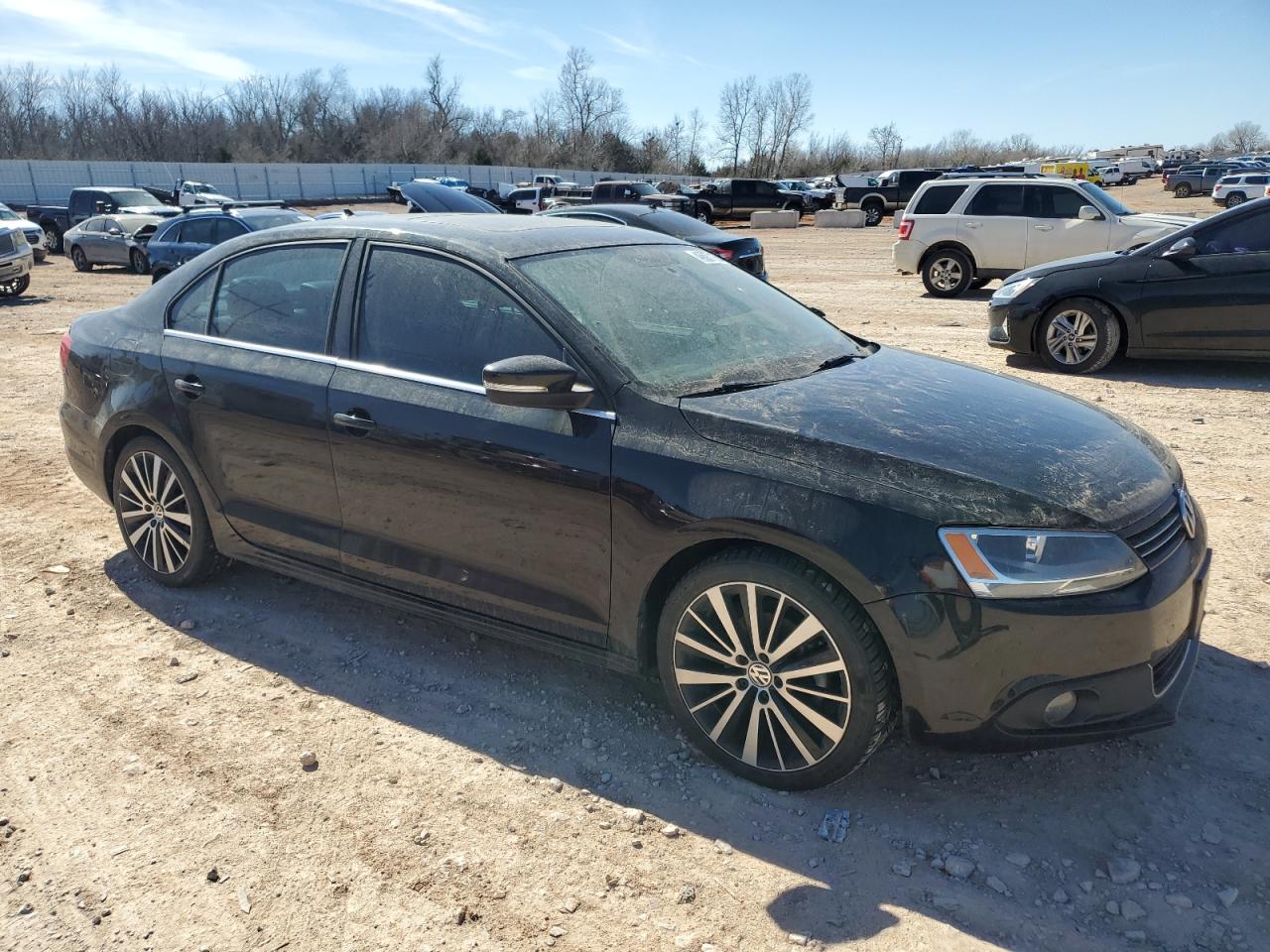 2014 Volkswagen Jetta - Image 4