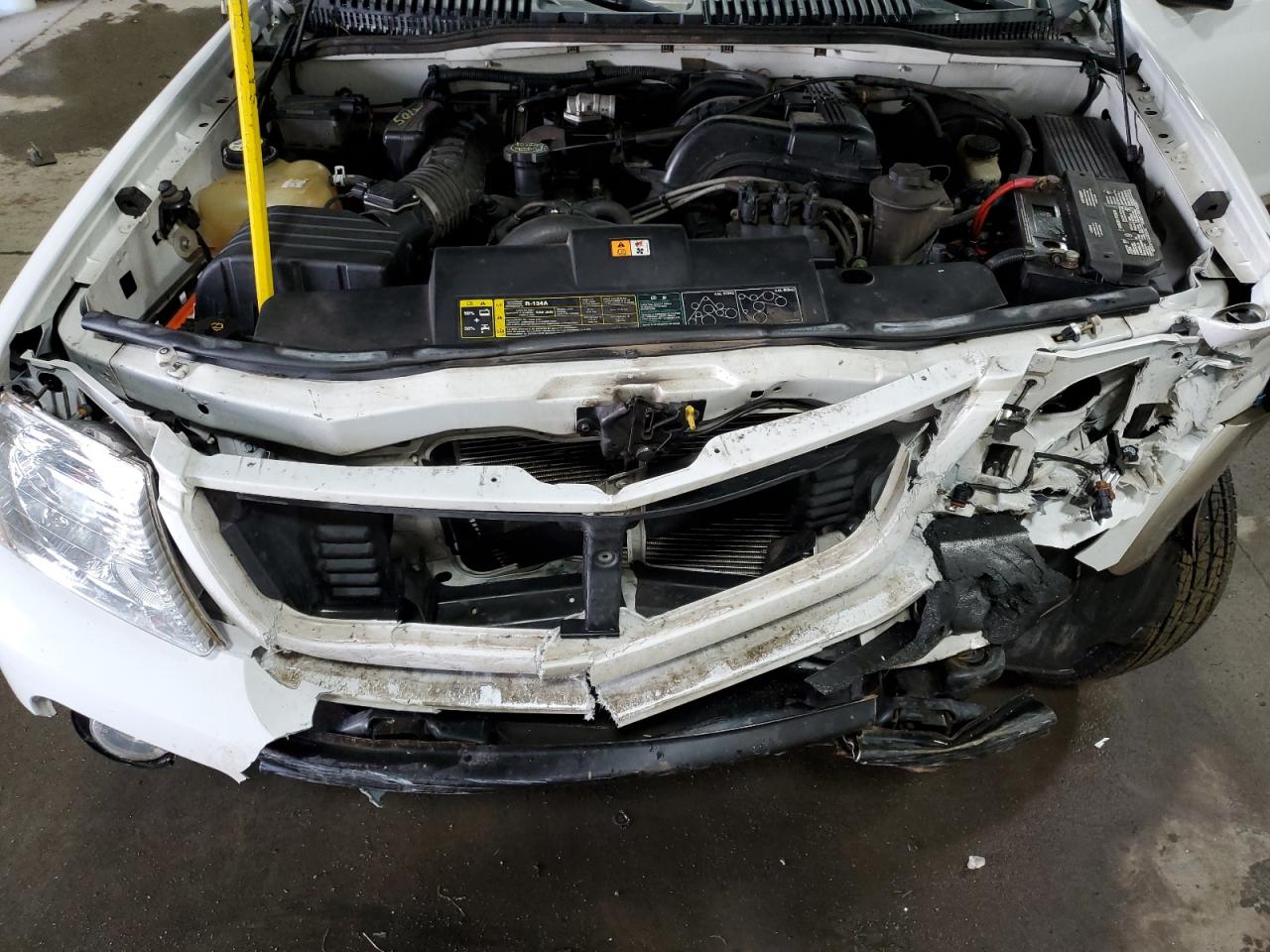 2003 Ford Explorer - Image 12