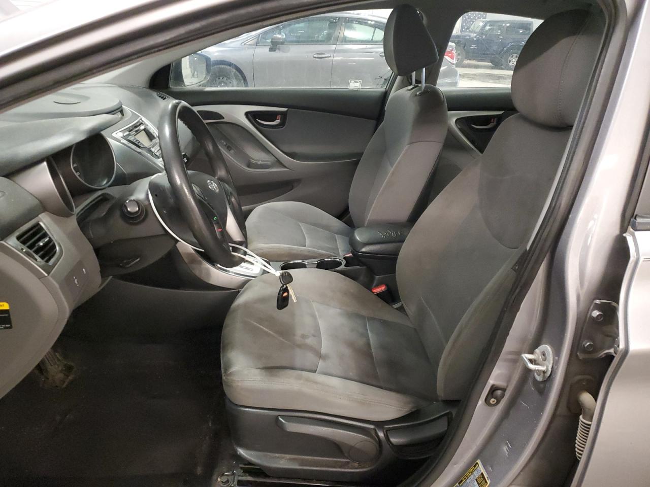 2011 Hyundai Elantra - Image 7