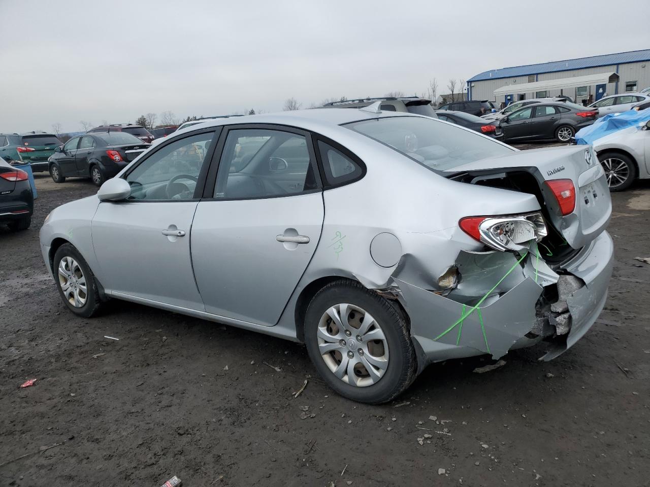 2009 Hyundai Elantra - Image 2