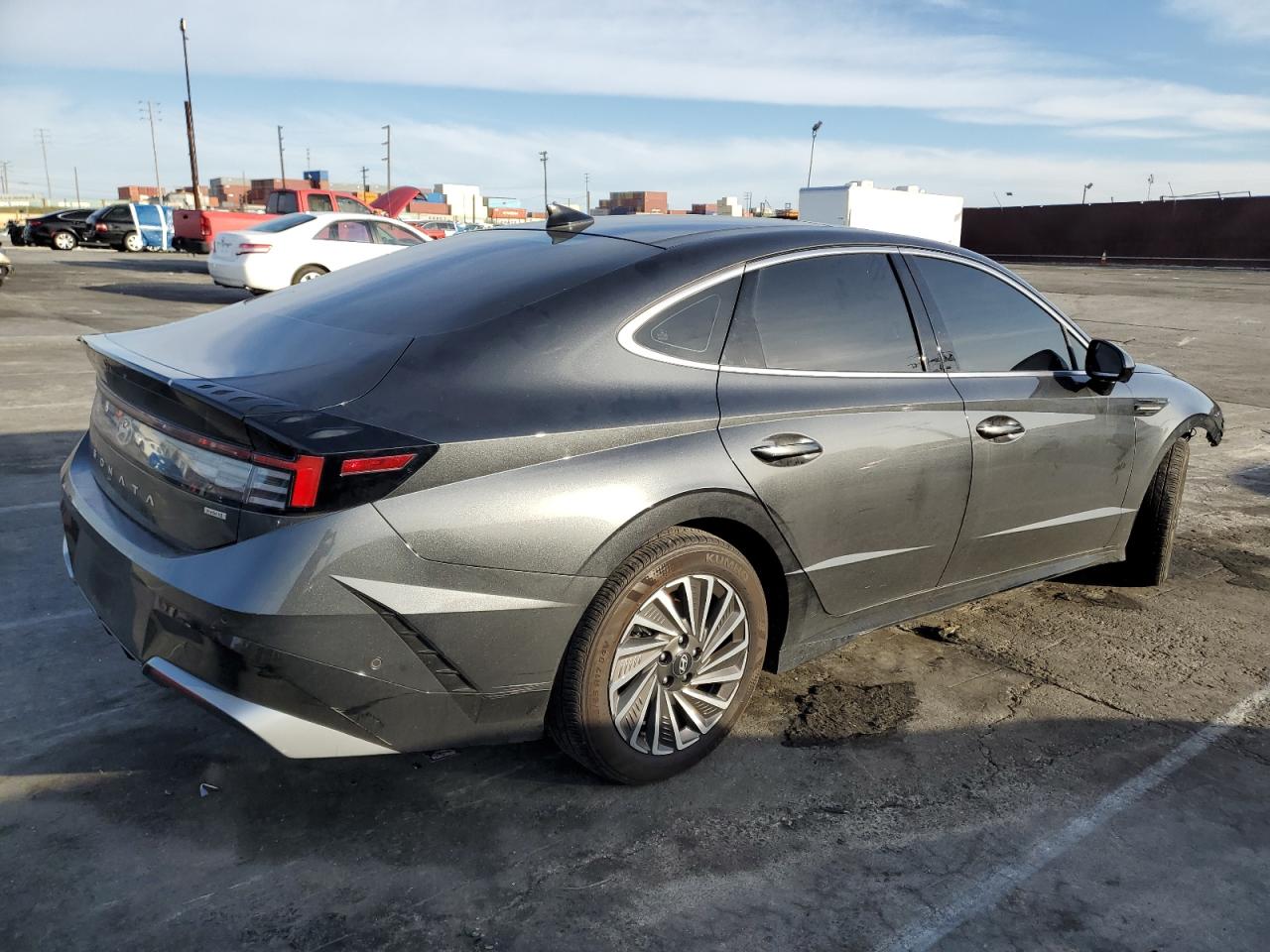 2024 Hyundai Sonata - Image 3