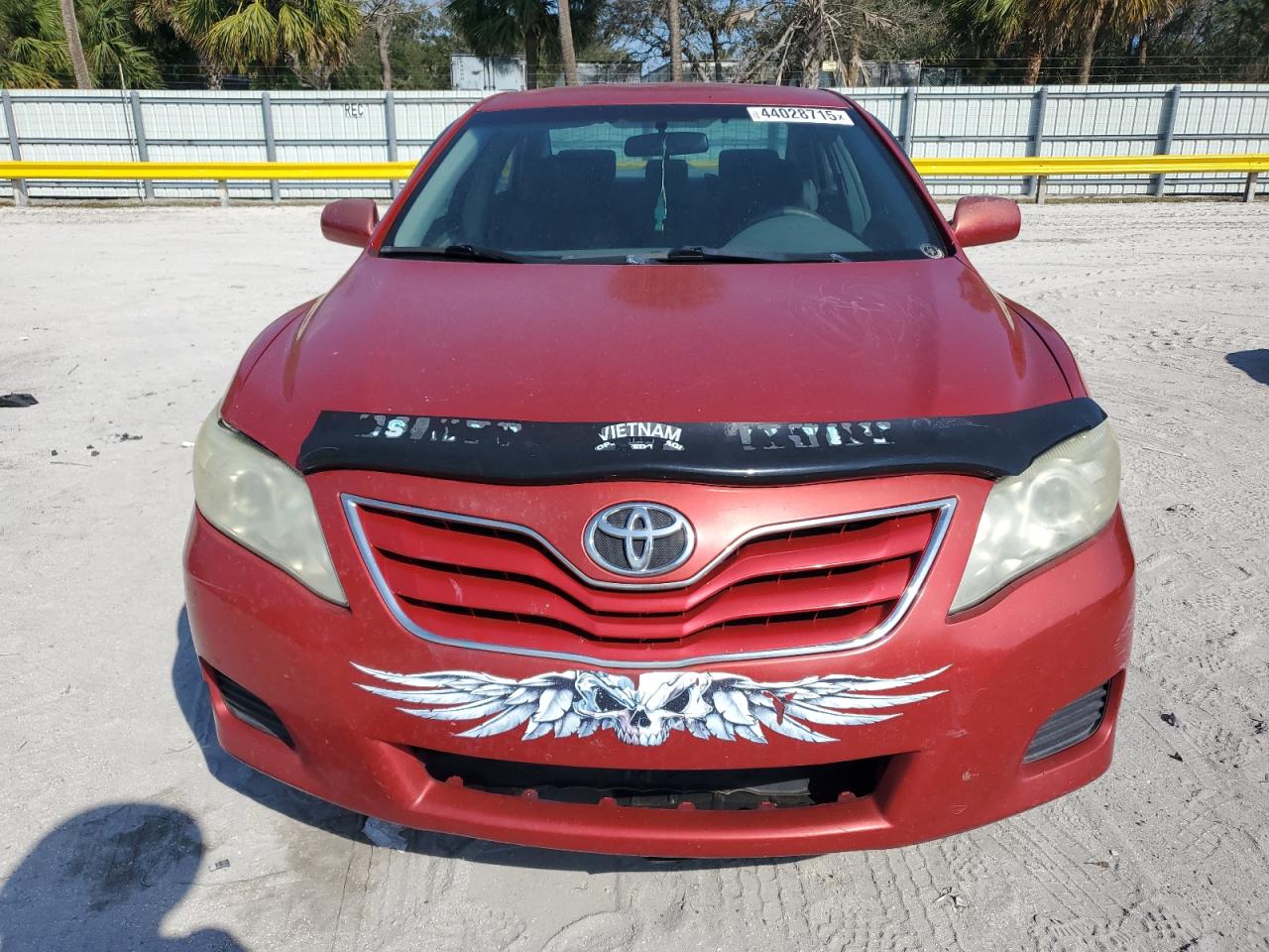 2010 Toyota Camry - Image 5