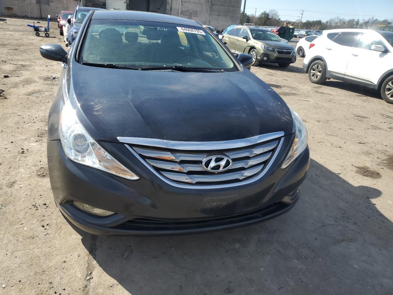 2011 Hyundai Sonata - Image 5