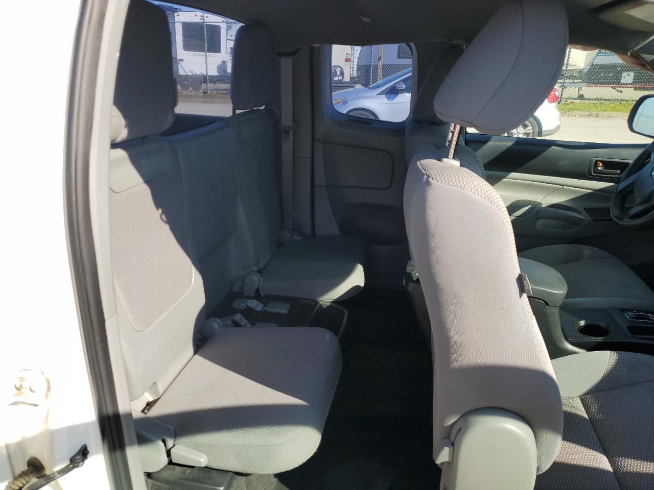 2013 Toyota Tacoma - Image 10