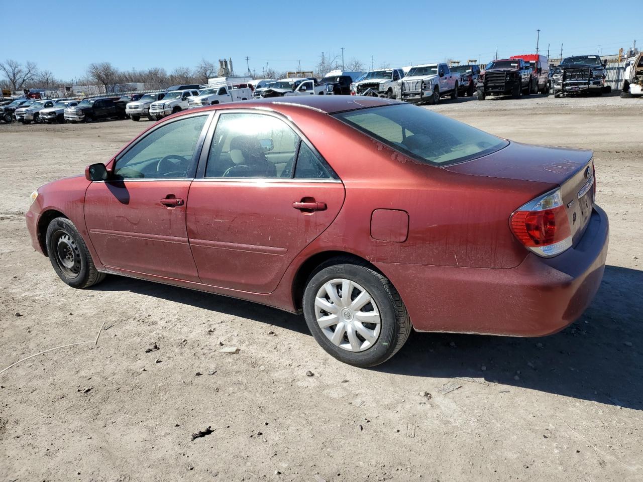 2005 Toyota Camry - Image 2