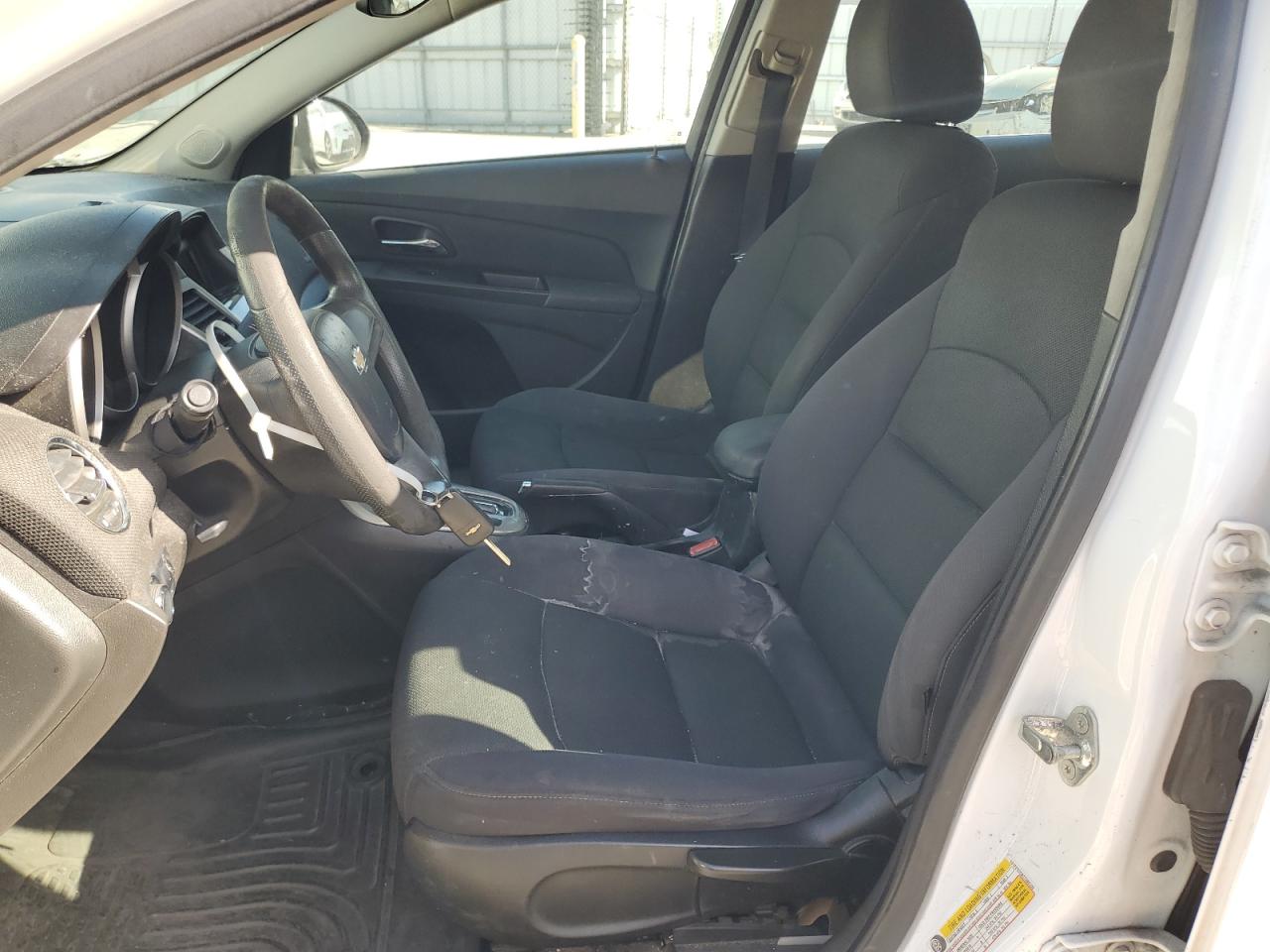 2012 Chevrolet Cruze - Image 7