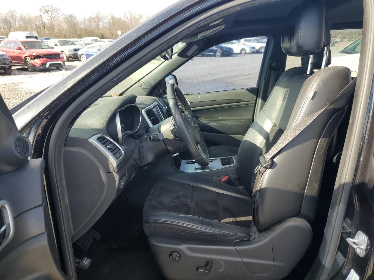 2015 Jeep Grand Cherokee - Image 7