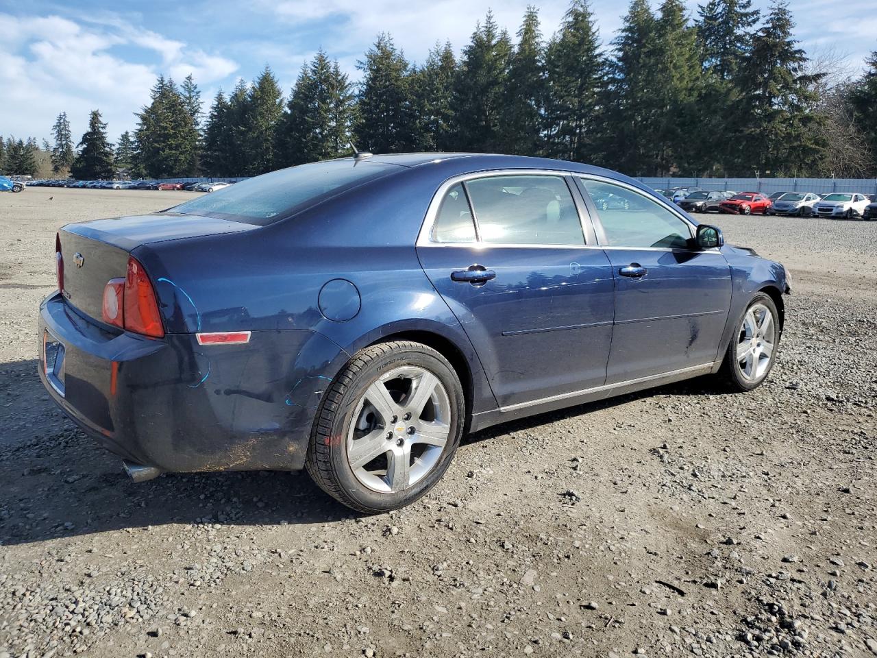 2011 Chevrolet Malibu - Image 3