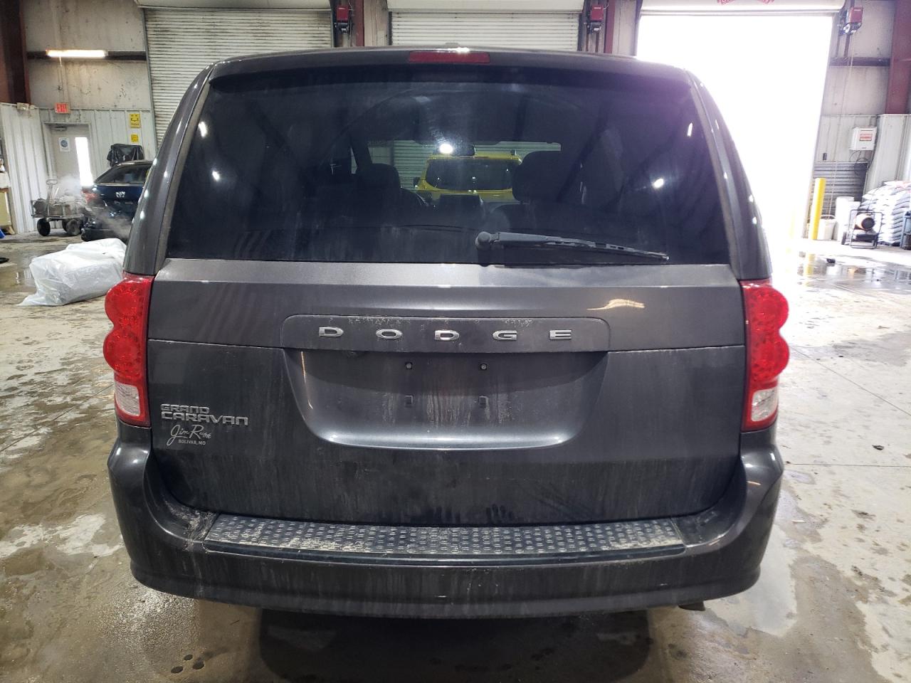 2018 Dodge Caravan - Image 6