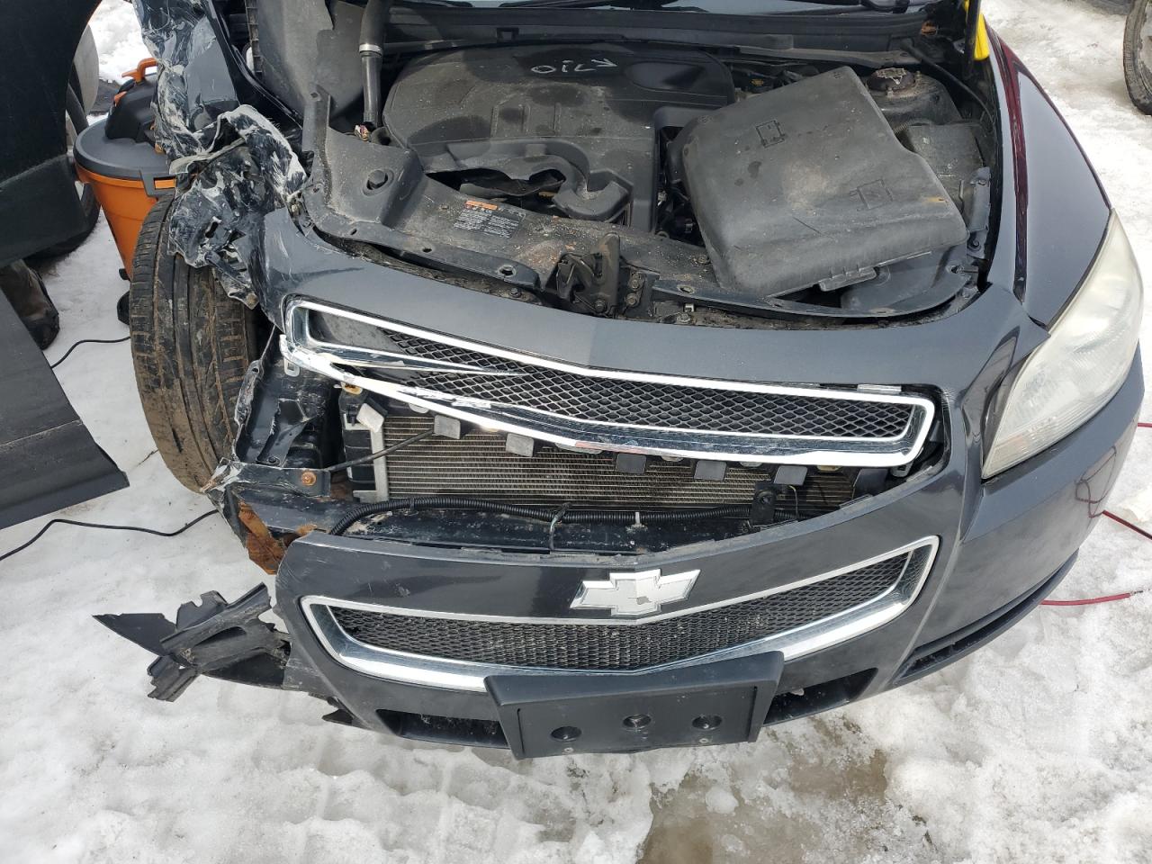 2011 Chevrolet Malibu - Image 11