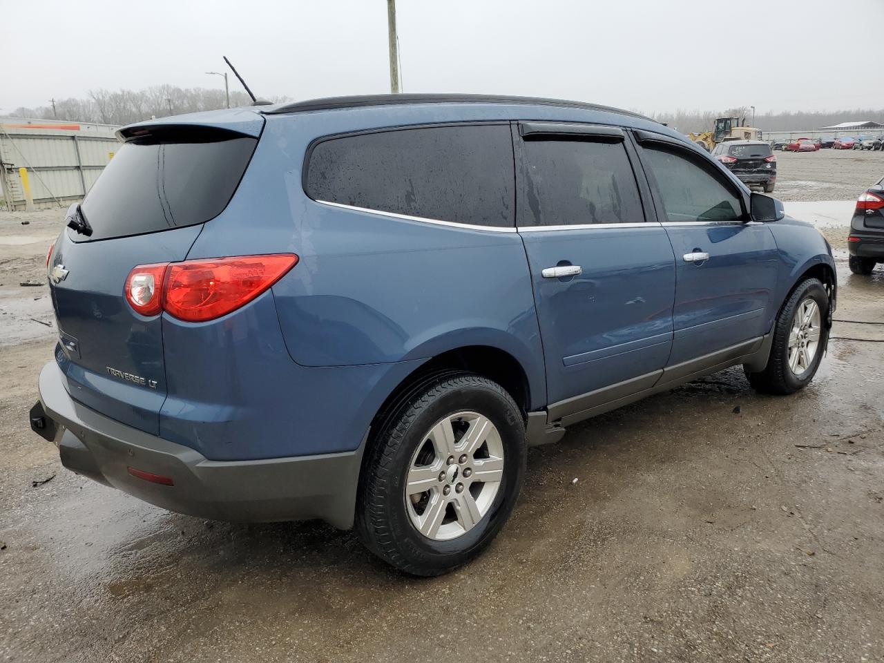 2012 Chevrolet Traverse - Image 3