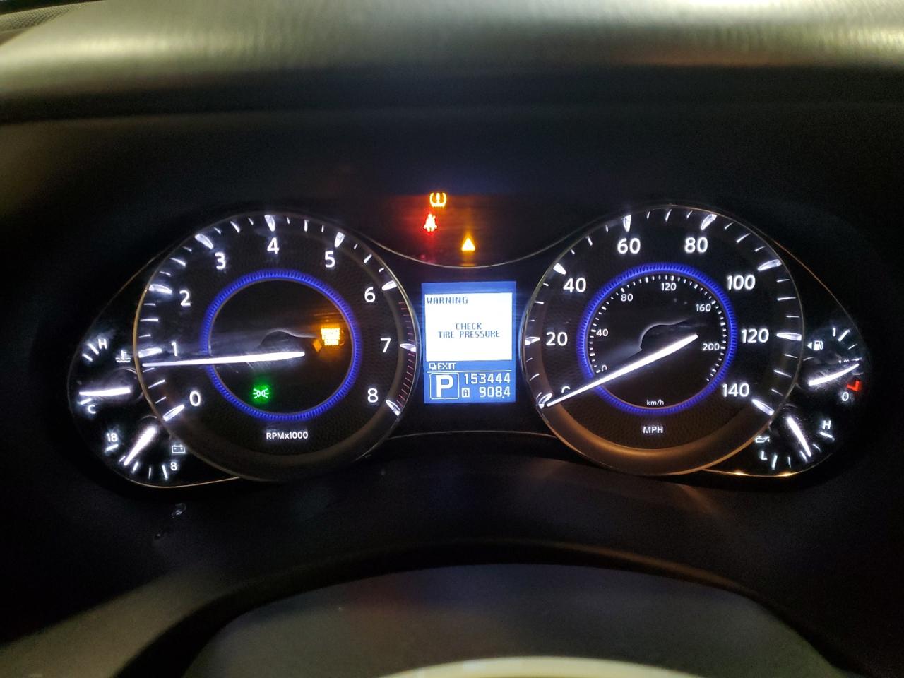 2012 Infiniti QX56 - Image 9