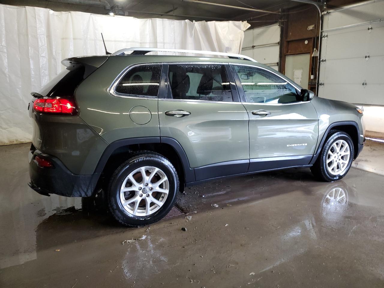 2018 Jeep Grand Cherokee - Image 3