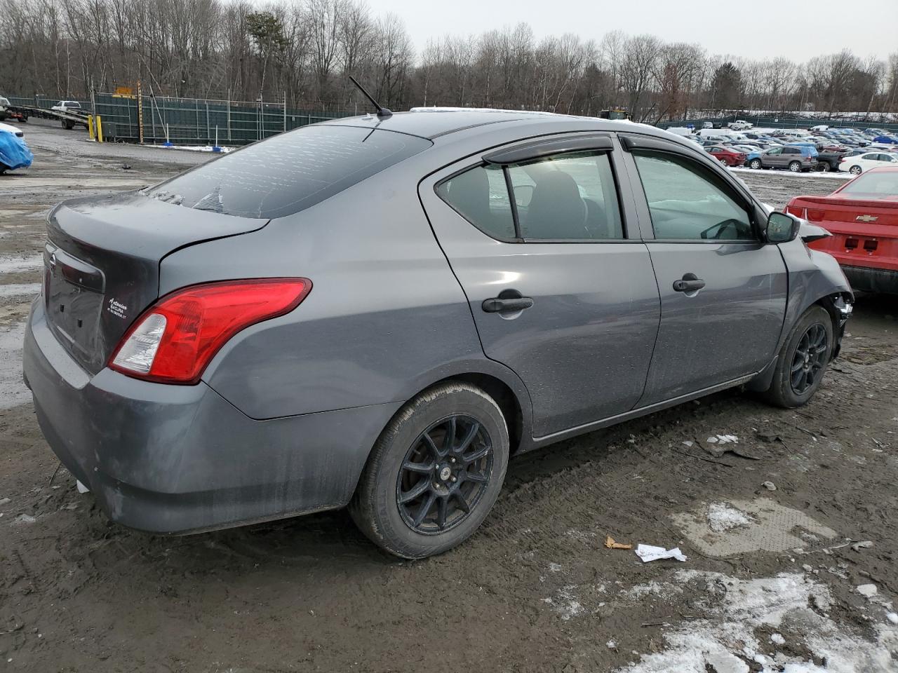 2017 Nissan Versa - Image 3