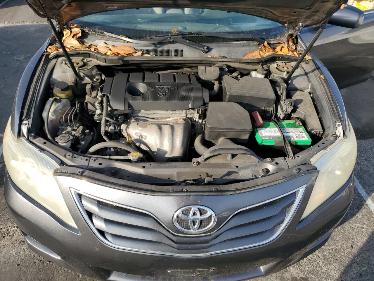 2011 Toyota Camry - Image 11