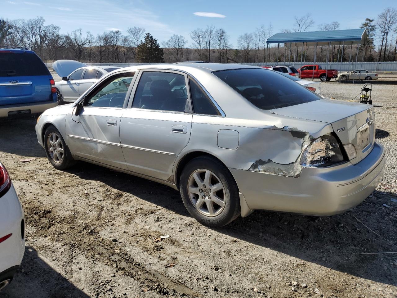 2002 Toyota Avalon - Image 2