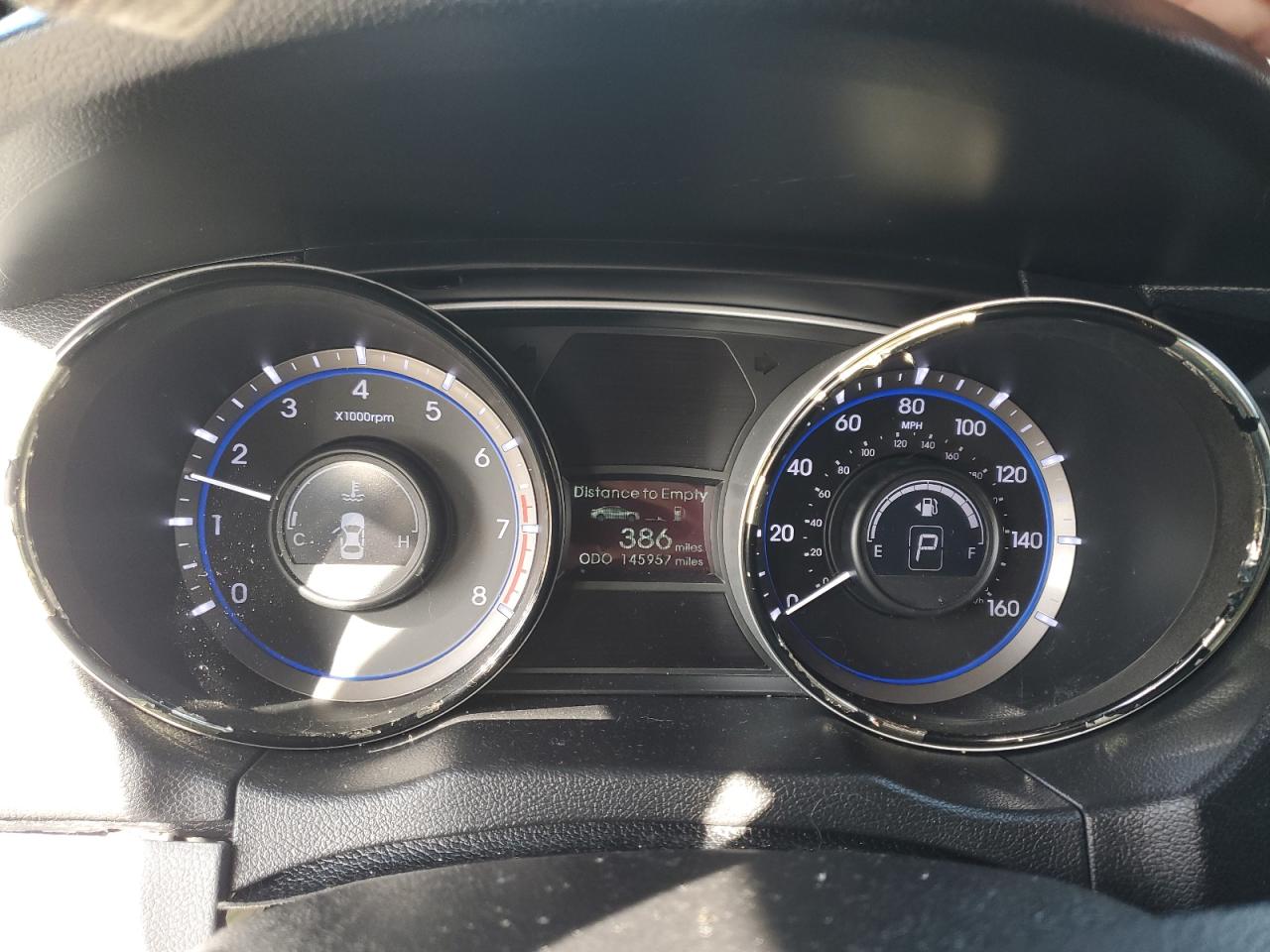 2013 Hyundai Sonata - Image 9