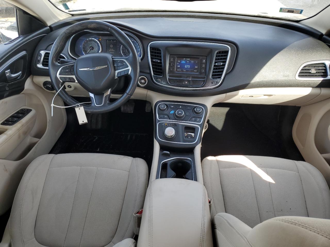 2016 Chrysler 200 - Image 8